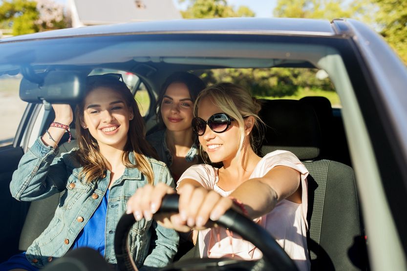 Home Rijlessen voor vrouwen, Regio Haarlem, YUGO DRIVE